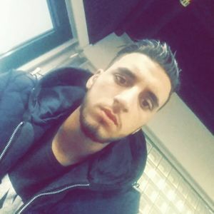 Meet your Posher, Yassir